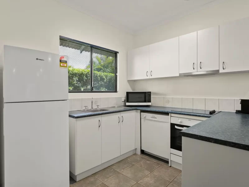 2 Bed APT Kitchen